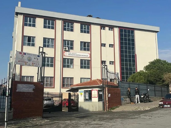 İzmir'deki 'temizlik' skandalında yeni gelişme... O öğretmen için karar verildi